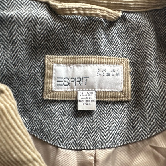 Little preppy suit - Picture 3 of 3